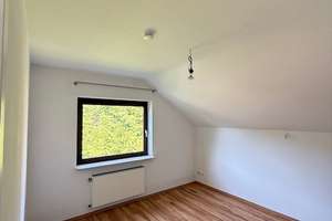 Wohlfühloase in bester Lage: 1-2 Familienhaus mit Garten, Carport & PV-Anlage in Baden-Baden – Lilienmattstraße 2, 76530 Innenstadt, Baden-Baden – Vorschaubild 31
