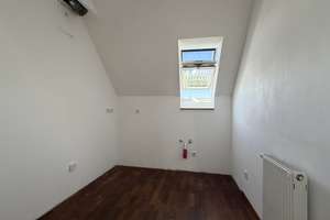Exquisite 3-Zimmer-DG-Maisonett-ETW – Die vollständige Adresse der Immobilie erhältst du vom Anbieter., 90451 Röthenbach Ost, Nürnberg – Vorschaubild 9