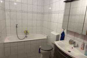 Mehrfamilienhaus aus der Gründerzeit in Bochum-Weitmar zu verkaufen,
neueste Heiztechnik – Die vollständige Adresse der Immobilie erhältst du vom Anbieter., 44795 Weitmar-Mark, Bochum – Vorschaubild 17