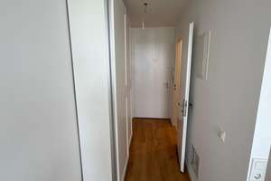 Möbliertes  Apartment mit Balkon – Die vollständige Adresse der Immobilie erhältst du vom Anbieter., 80809 Am Riesenfeld, München – Vorschaubild 6