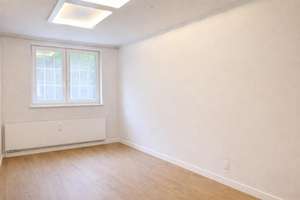 Seltene Maisonette-Wohnung mit Garage in zentraler Lage von Poppenbüttel – Die vollständige Adresse der Immobilie erhältst du vom Anbieter., 22391 Poppenbüttel, Hamburg – Vorschaubild 8