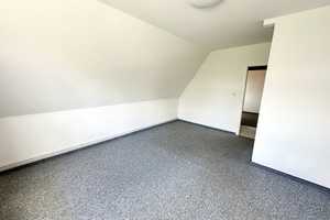 Gepflegtes, älteres Zweifamilienhaus, 4 Stellplätze und Garten in einer Sackgasse in der "Schleife"! – Rendsburg-Eckernförde (Kreis) – Vorschaubild 6