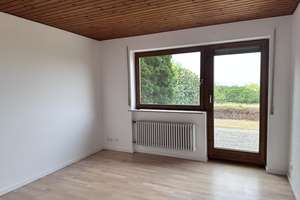 Charmantes Einfamilienhaus mit unverbaubarem Bodenseeblick in Friedrichshafen-Manzell – Die vollständige Adresse der Immobilie erhältst du vom Anbieter., 88048 Friedrichshafen – Vorschaubild 9