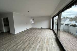  Lichtdurchflutete Wohnung am Unterbacher See – Vennstr. 95a, 40627 Unterbach, Düsseldorf – Vorschaubild 2