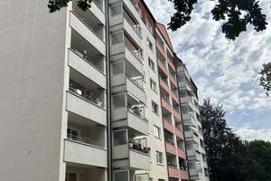 2-Zimmer-Wohnung mit Balkon sowie diversem Mobiliar kostenfrei  ab September verfügbar – Spervogelweg 26, 45279 Freisenbruch, Essen – Vorschaubild 4