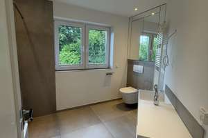 Hochwertiges Einfamiliendoppelhaus, sonniger Garten, Dachterrasse und unverbaubare Aussicht – Die vollständige Adresse der Immobilie erhältst du vom Anbieter., 63864 Glattbach – Vorschaubild 10