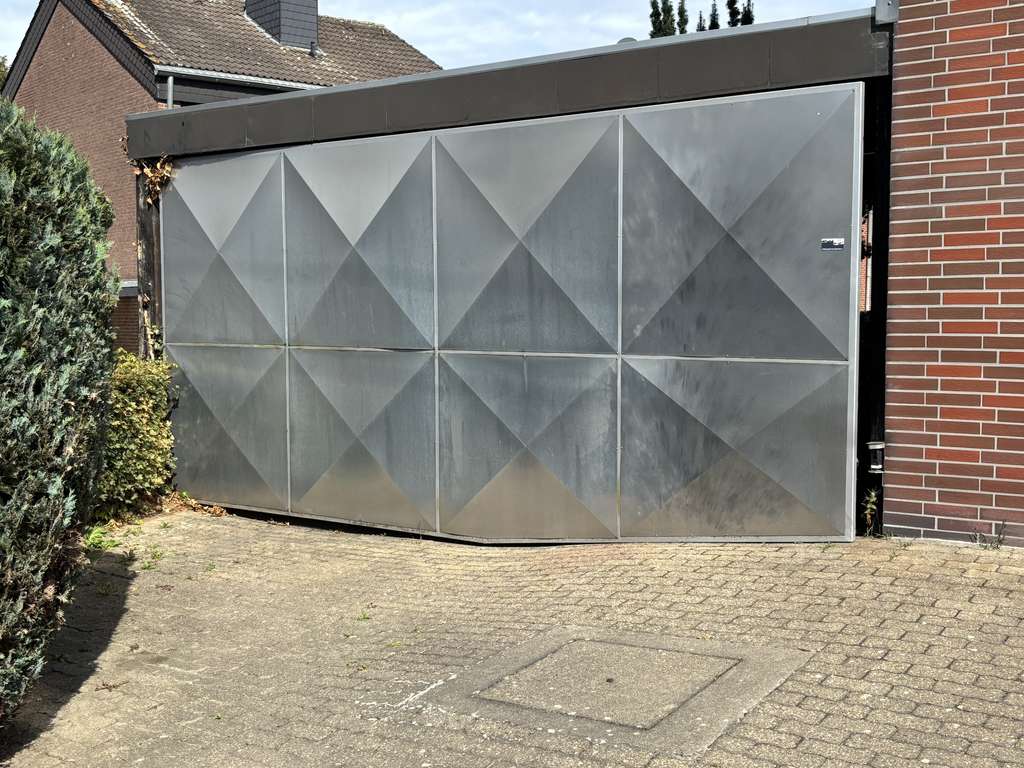 Immobilie in Erkelenz - Doppelhaushälfte mit Anbau - Bild 3