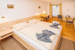 Investoren aufgepasst - Historisches Pensionshaus mit Denkmalschutz in zentraler Lage – Die vollständige Adresse der Immobilie erhältst du vom Anbieter., 82487 Oberammergau – Vorschaubild 8