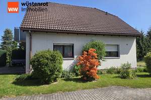 Gepflegtes Wohnhaus in Ebersbach – Die vollständige Adresse der Immobilie erhältst du vom Anbieter., 2730 Ebersbach/Sachsen – Vorschaubild 1