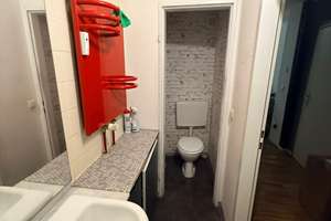 Gepflegte 2-Zimmer-Wohnung im 1. OG in Krefeld-Stadtmitte – Neusserstraße 70-72, 47798 Stadtmitte, Krefeld – Vorschaubild 3