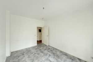 Bezugsfreie 2-Zimmerwohnung mit Balkon Nähe Treptower Park – Berlin – Vorschaubild 4