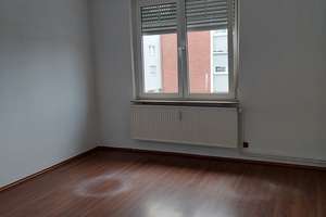 Geräumige 4-Zimmer-Wohnung mit großem Balkon am Sonnenhügel – Bramscher Straße 150, 49088 Sonnenhügel, Osnabrück – Vorschaubild 8