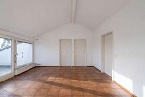 Esslinger Bestlage mit Weitblick: Ein- bis Dreifamilienhaus mit Potenzial – Die vollständige Adresse der Immobilie erhältst du vom Anbieter., 73728 Innenstadt, Esslingen am Neckar – Vorschaubild 14