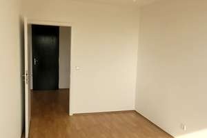 Alltagstaugliche 3-Zimmer-Wohnung mit Balkon in Krefeld – Bückerfeldstraße 18-20, 47803 Benrad-Nord, Krefeld – Vorschaubild 11
