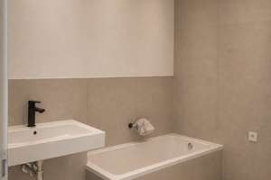 Erstbezug nach Kernsanierung & Neubau in Pasing | 3 Zimmer | Effizienzhaus 55 | 2 Balkone – Die vollständige Adresse der Immobilie erhältst du vom Anbieter., 81241 Pasing, München – Vorschaubild 5