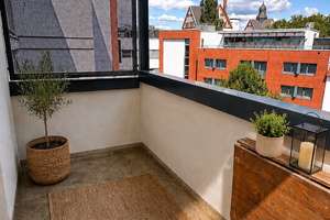 Wunderschöne 3-Zimmer-Altbauwohnung mit neuer Küche & ruhigem Innenhofbalkon – Podbielskistraße 131, 30177 List, Hannover – Vorschaubild 4