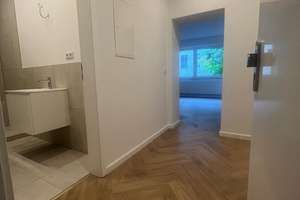Geschmackvolle 1-Zimmer-Wohnung mit geh. Innenausstattung inkl. EBK   – 40212 Stadtmitte, Düsseldorf – Vorschaubild 3