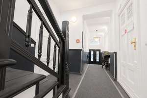 Charmante Wohnung mit zwei Balkonen im soliden Altbau im Boxhagener Kiez – Die vollständige Adresse der Immobilie erhältst du vom Anbieter., 10245 Friedrichshain, Berlin – Vorschaubild 17
