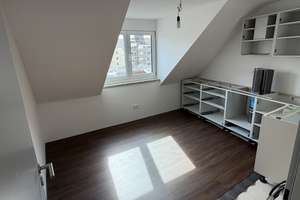 Helle 2-Zimmer Dachgeschosswohnung in München-Neuhausen