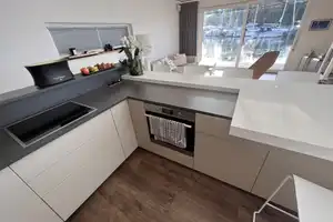 LUXUS Hausboot - 3 Etagen - 100m² Wohnen + 120 m² SONNENTERRASSE - Kamin, Kino, komplett individuell – Potsdam – Vorschaubild 73