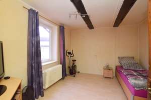 Wohnen im Erdgeschoss: Charmante 4-Zimmer-Wohnung mit überdachter Terrasse + eigenem Eingang. – Die vollständige Adresse der Immobilie erhältst du vom Anbieter., 38229 Gebhardshagen, Salzgitter – Vorschaubild 9