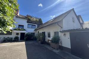 Wohn- und Geschäftshaus in FR St.Georgen mit großem Garten und Innenhof – Die vollständige Adresse der Immobilie erhältst du vom Anbieter., 79111 St. Georgen-Nord, Freiburg im Breisgau – Vorschaubild 2