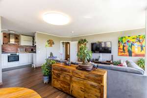 Atemberaubende 3-Zimmer-Wohnung in Forstenried mit großer Dachterrasse – Die vollständige Adresse der Immobilie erhältst du vom Anbieter., 81476 Forstenried, München – Vorschaubild 3