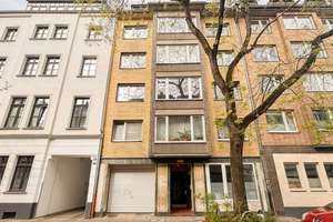 2,5-Zimmer-Wohnung in Düsseldorf-Stadtmitte - Nähe Königsallee – 40217 Friedrichstadt, Düsseldorf – Vorschaubild 1