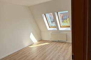 Charmante lichtdurchflutete 3-Zimmer Dachgeschosswohnung in Berlin-Tempelhof – Blumenthalstr. 5, 12103 Tempelhof, Berlin – Vorschaubild 23