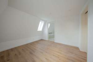Familienarchitektur mit Wohlfühlcharakter – Waldingstraße 28c, 22391 Wellingsbüttel, Hamburg – Vorschaubild 15