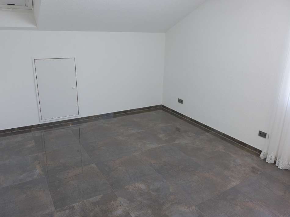 Schlafzimmer DG