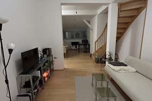 Schöne 2,5-Zimmer-Maisonette mit EBK & Aufzug in MA-Rheinau