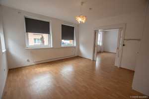 3-Parteien-Mehrfamilienhaus mit großer Scheune - Ideal für Vermieter und Gewerbetreibende in Aerzen! – Hameln-Pyrmont (Kreis) – Vorschaubild 4