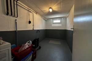 Bezugsfreie 2-Zimmer-Wohnung in gepflegtem Dreiparteienhaus: Wohnen oder Vermieten in LEV-Wiesdorf! – Friedensstraße 37, 51373 Wiesdorf, Leverkusen – Vorschaubild 25
