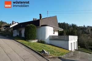 Imposantes Wohnhaus mit Einliegerwohnung in sonniger Lage 
- Fantastisch viel Raum zum Leben! – Die vollständige Adresse der Immobilie erhältst du vom Anbieter., 74429 Sulzbach-Laufen – Vorschaubild 3