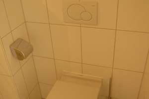 Helle 2 Zimmer Dachgeschoßwohnung in München Obermenzing – An der Schäferwiese 13, 81245 Obermenzing, München – Vorschaubild 8