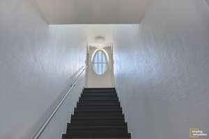 Bremen – Teerhof | Lichtdurchflutete Maisonette mit Blick auf die Kleine Weser – Die vollständige Adresse der Immobilie erhältst du vom Anbieter., 28199 Alte Neustadt, Bremen – Vorschaubild 3