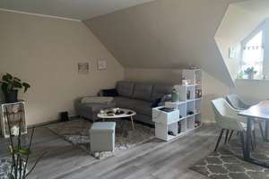 Wohnen mit Charakter: Gepflegte 3-Zimmer-Dachgeschosswohnung in Paderborn – 33100 Kernstadt, Paderborn – Vorschaubild 5