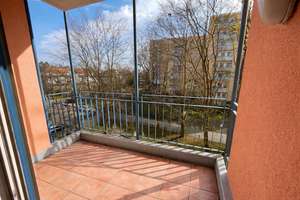 Durch Erbpacht bezahlbar:Große 3,5-4,5-Zimmer-Wohnung+moderne Einbauküche+hochwertige Korkböden – 80992 Alt-Moosach, München – Vorschaubild 24
