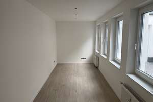 Großzügige Haus-in-Haus-Wohnung mit 328 m², eigenem Eingang und Tiefgarage in Düsseldorf – Klosterstraße 58b, 40211 Stadtmitte, Düsseldorf – Vorschaubild 12