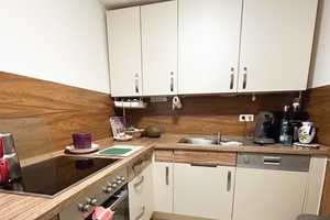 3-Zimmer-Hochparterre-Wohnung mit kleinem Garten in der Innenstadt! – Lederergasse 25, 93047 Regensburg – Vorschaubild 3