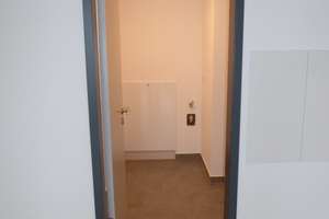 54 m² großes Wohnzimmer!!! - Exklusive 4-Raum-Maisonette mit vielen Extras – Ulmenstr. 3b, 9112 Kaßberg, Chemnitz – Vorschaubild 52