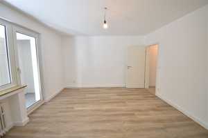 Erstbezug nach Sanierung! Moderne 2-Zi-Whg mit Balkon in ruhiger Lage – Obere Holtener Straße 48, 47169 Duisburg – Vorschaubild 2