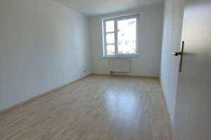 Ansprechende 3-Zimmer-Wohnung mit Balkon in Chemnitz – Leopoldstraße 22, 9113 Schloßchemnitz, Chemnitz – Vorschaubild 5