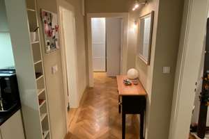 Stilvolle, sanierte 3-Zimmer Altbau-Wohnung mit Einbauküche in Laim, München – Die vollständige Adresse der Immobilie erhältst du vom Anbieter., 80686 St. Ulrich, München – Vorschaubild 6