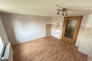 Einfamilienhaus mit Garage und einem weiteren Grundstück in Diemelstadt-Wrexen – Die vollständige Adresse der Immobilie erhältst du vom Anbieter., 34474 Diemelstadt – Vorschaubild 9