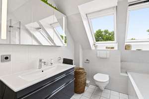 Ihr neues Lieblingszuhause auf zwei Ebenen mit sonnigem Südbalkon – Die vollständige Adresse der Immobilie erhältst du vom Anbieter., 22607 Groß Flottbek, Hamburg – Vorschaubild 17