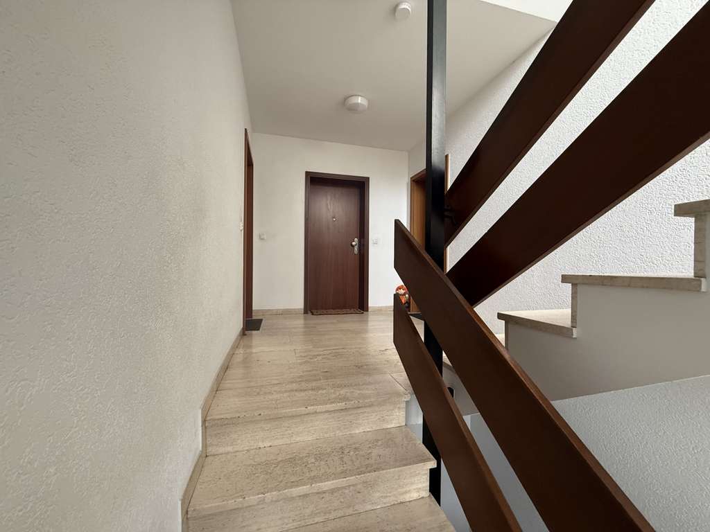 Immobilie in Riedstadt - *2-Zimmerwohnung mit Balkon + Stellplatz in ruhiger Lage von Goddelau* - Bild 3