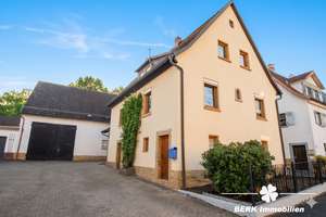BERK Immobilien - Ein Ort zum Ankommen: Haus mit Charakter & weitläufigem Grundstück – Die vollständige Adresse der Immobilie erhältst du vom Anbieter., 63879 Weibersbrunn – Vorschaubild 1