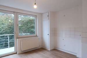 Schöne Wohnung mit Balkon in Gelsenkirchen – Bußmannstraße 16, 45896 Hassel, Gelsenkirchen – Vorschaubild 2